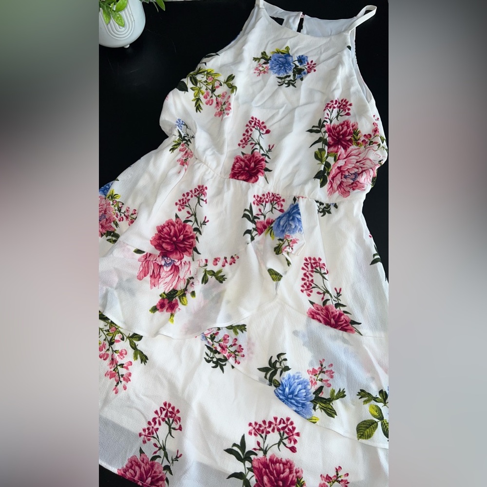 IZ Byer Juniors White Floral Faux wrap Halter top Dress Size Large EUC